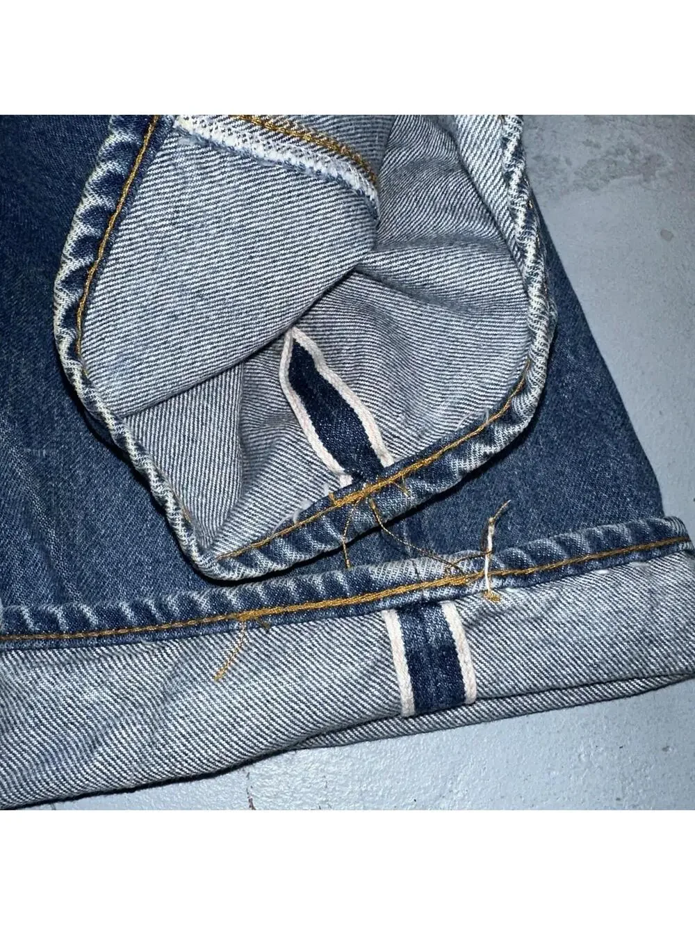 Levis 501 Vintage 80s Redline Selvedge USA XX Jeans Med Wash 32x32 Act 30x29